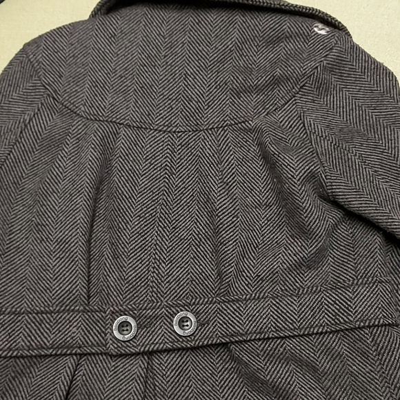 Jacket - Picture 5 of 5